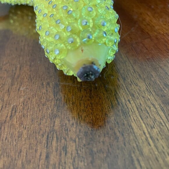 Vintage Beaded Push Pin Fruit Apple & Banana Set of 2 Collectible - Picture 4 of 5